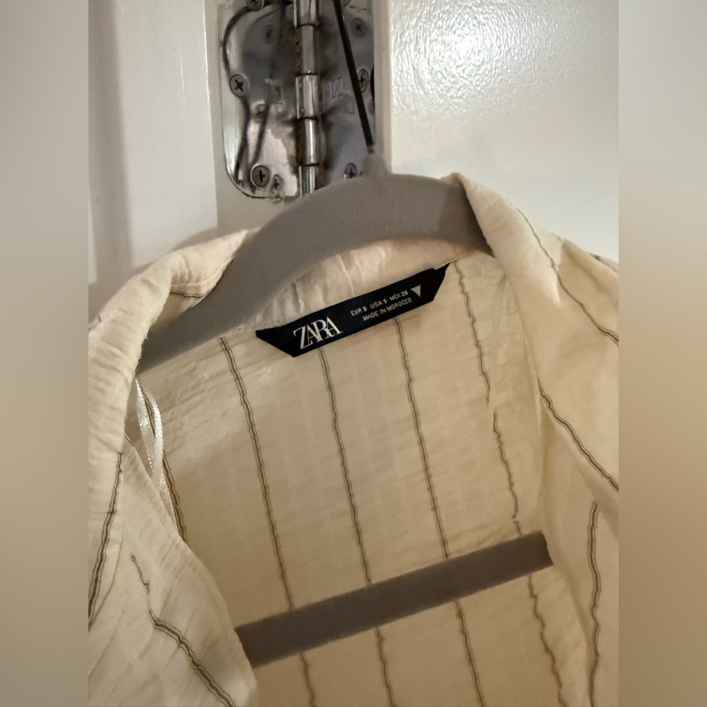 Zara Cream and Black Striped Shirt and short - Picture 4 of 16